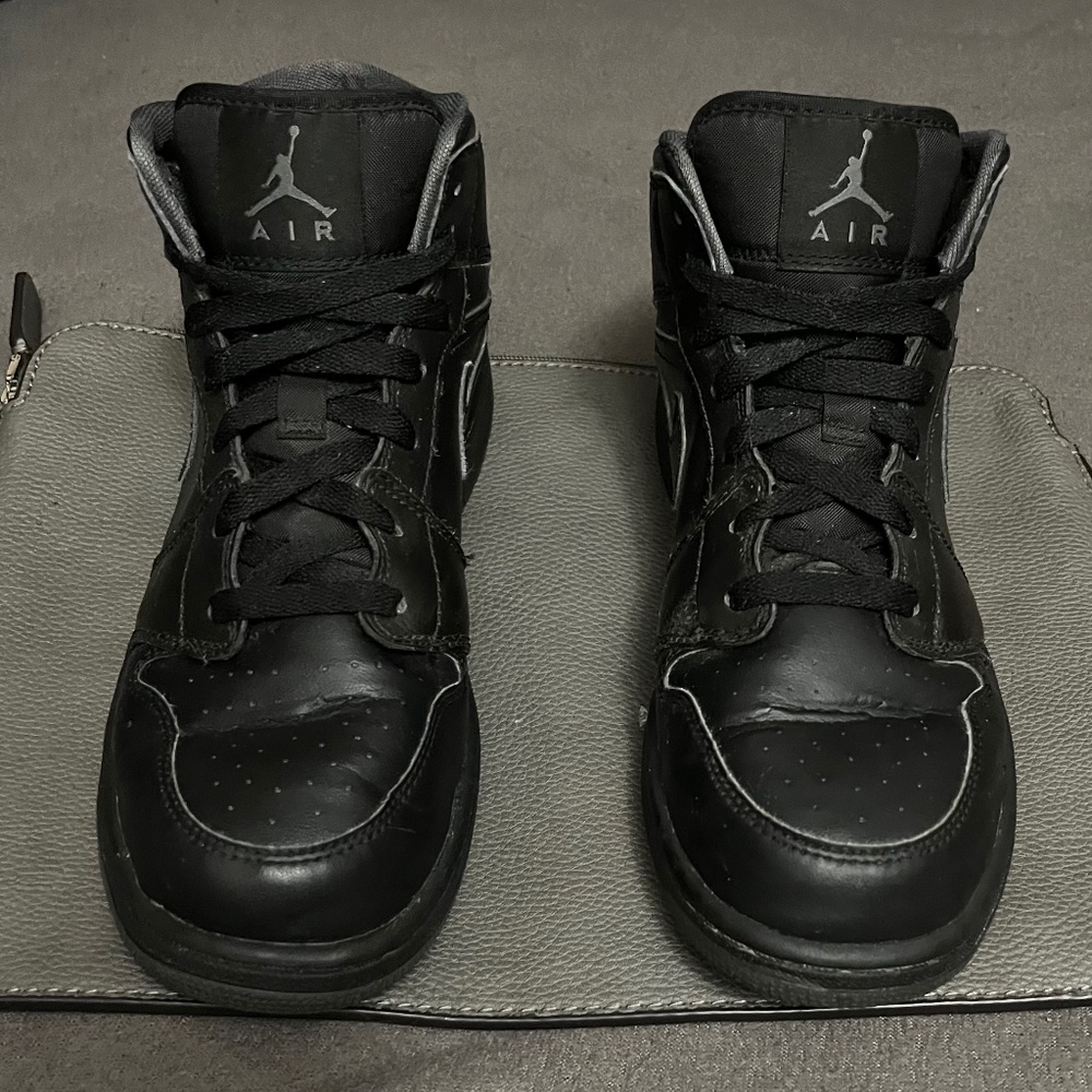 Air Jordan 1’s (7W/7J)